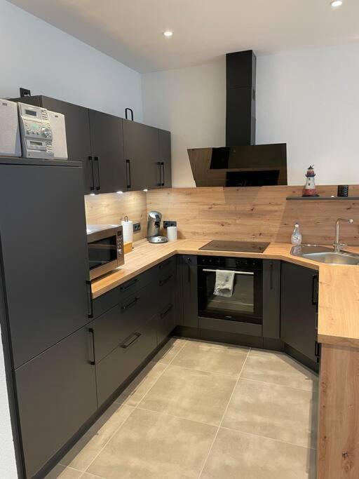 Gemuetliche, Topp Ausgestattete Ferienwohnung Bann Zewnętrze zdjęcie